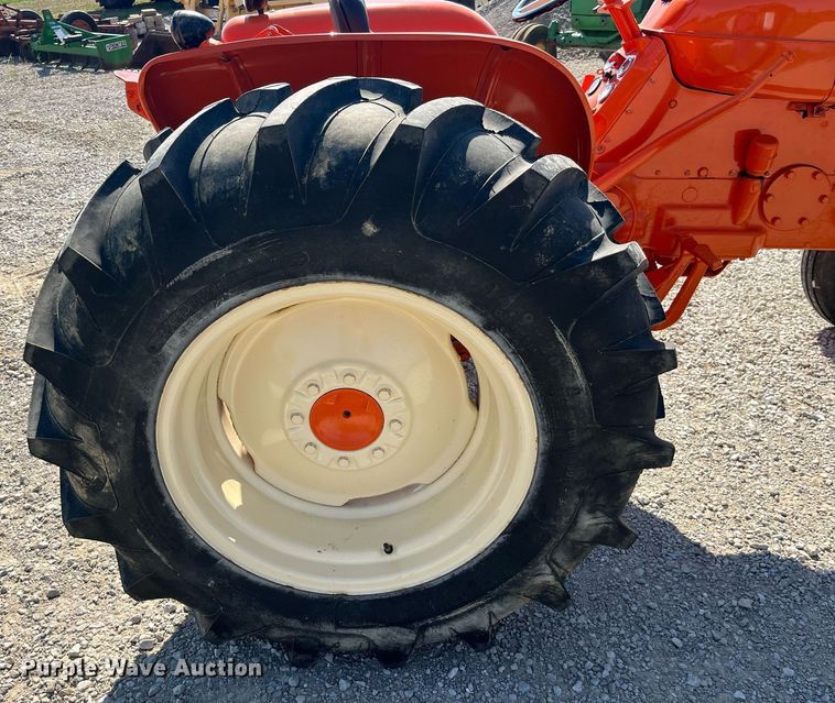 image for item EH2840 Allis Chalmers D14 tractor