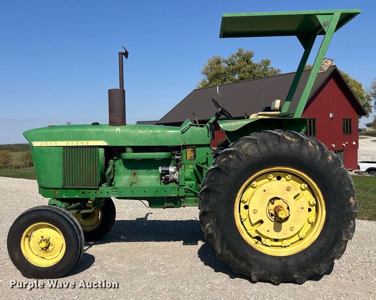 image for item EH2841 1971 John Deere 4020 tractor