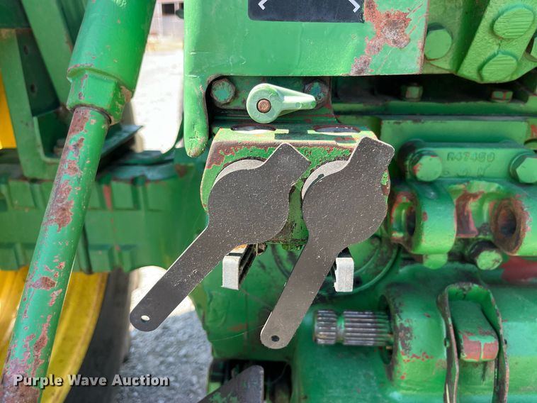 image for item EH2841 1971 John Deere 4020 tractor