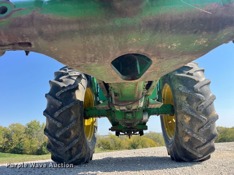 image for item EH2841 1971 John Deere 4020 tractor