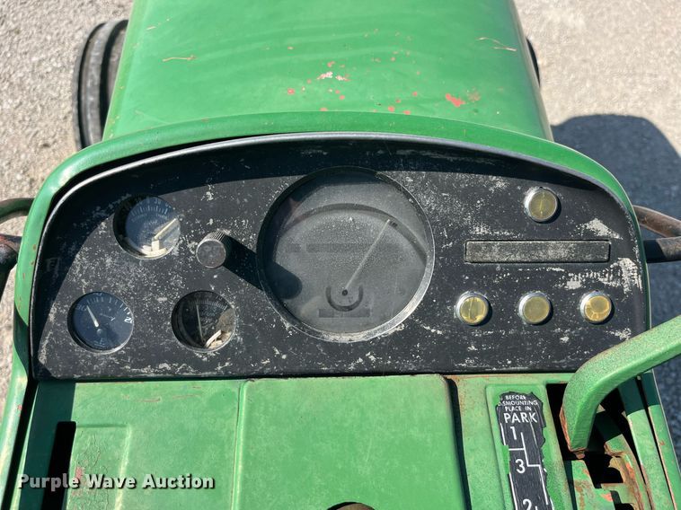 image for item EH2841 1971 John Deere 4020 tractor