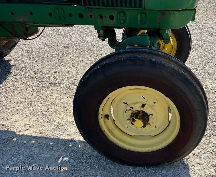 image for item EH2841 1971 John Deere 4020 tractor