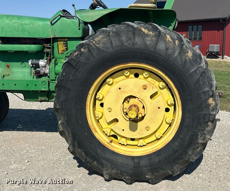 image for item EH2841 1971 John Deere 4020 tractor