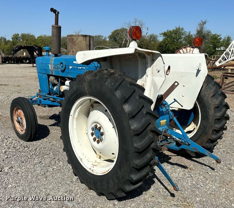 image for item EJ4857 1967 Ford 3000 tractor