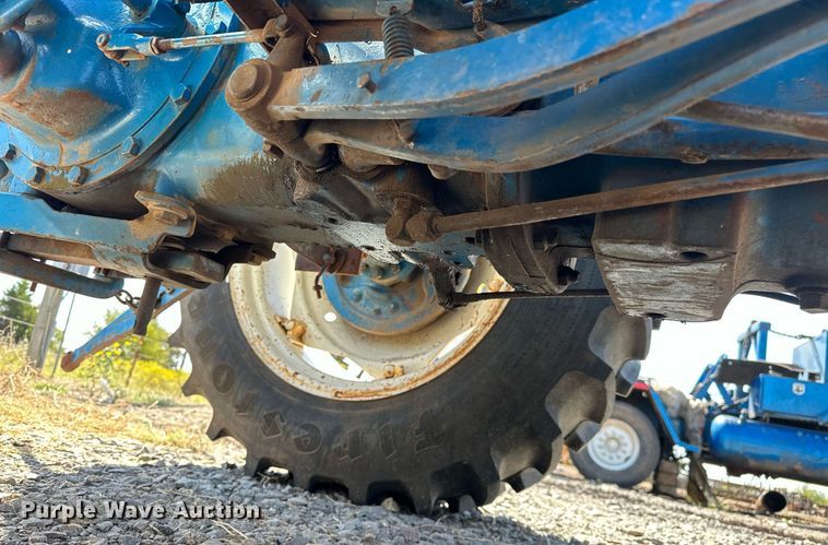 image for item EJ4857 1967 Ford 3000 tractor