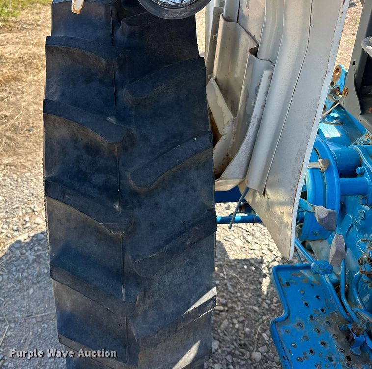 image for item EJ4857 1967 Ford 3000 tractor