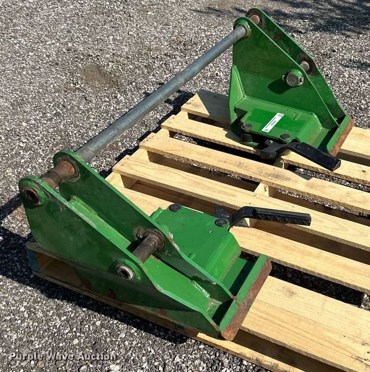image for item EN0044 John Deere   tractor loader to skid steer adapter