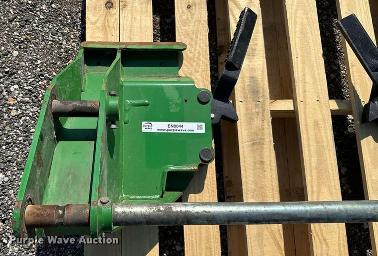 image for item EN0044 John Deere   tractor loader to skid steer adapter