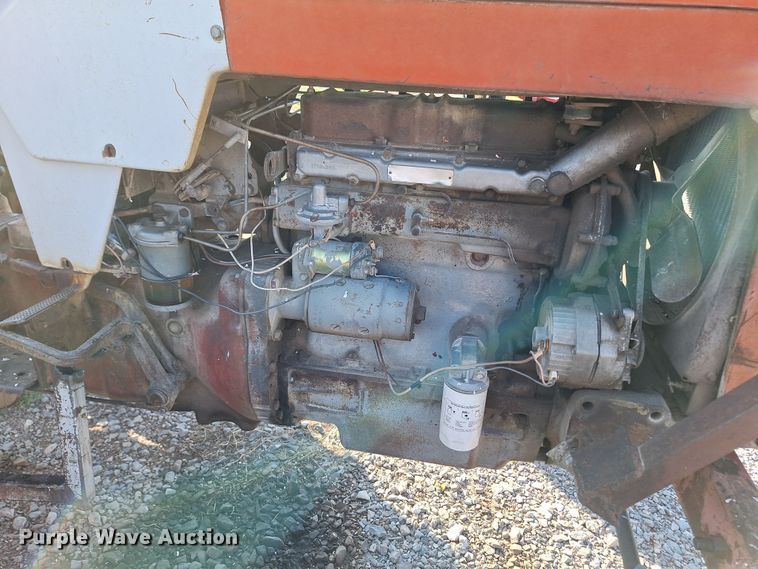 image for item EQ2307 Massey ferguson 165 tractor