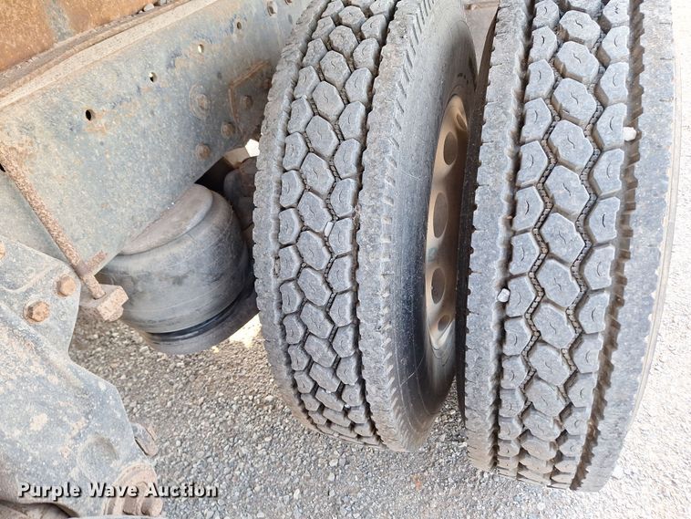 image for item EQ2308 1995 Peterbilt 377 feed delivery truck