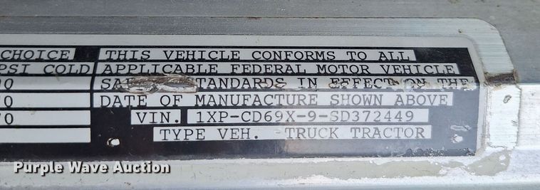 image for item EQ2308 1995 Peterbilt 377 feed delivery truck