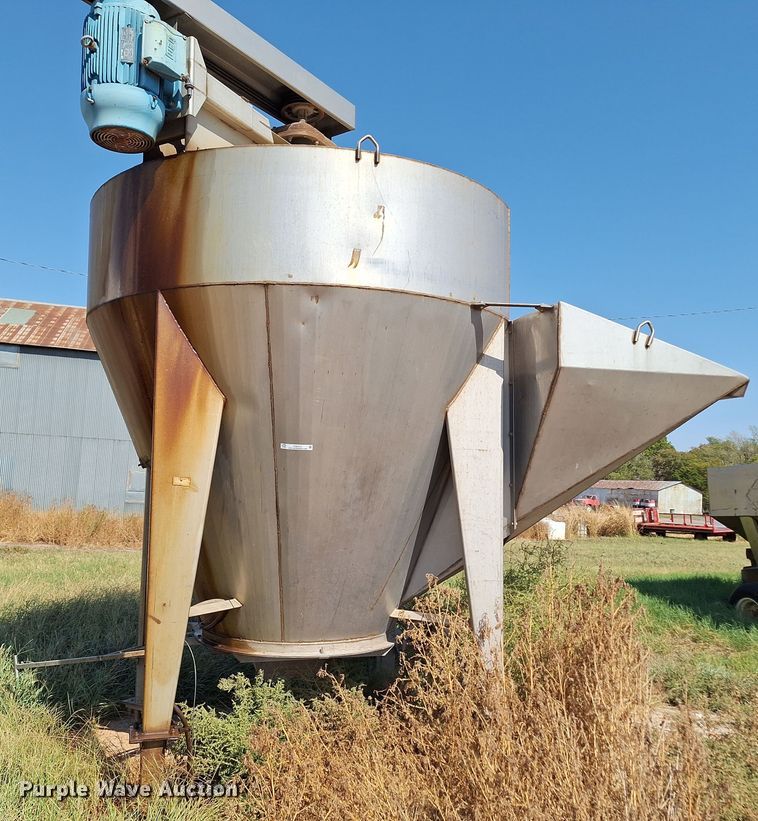 image for item EQ2313 Fertilizer mixer