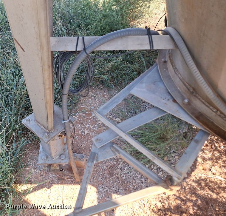 image for item EQ2313 Fertilizer mixer