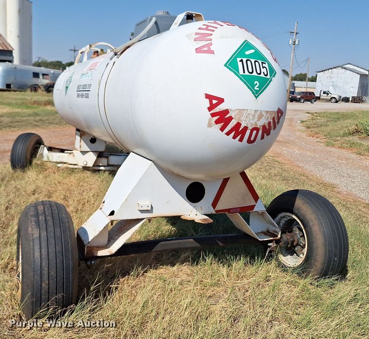 image for item EQ2314 NH3 tank trailer