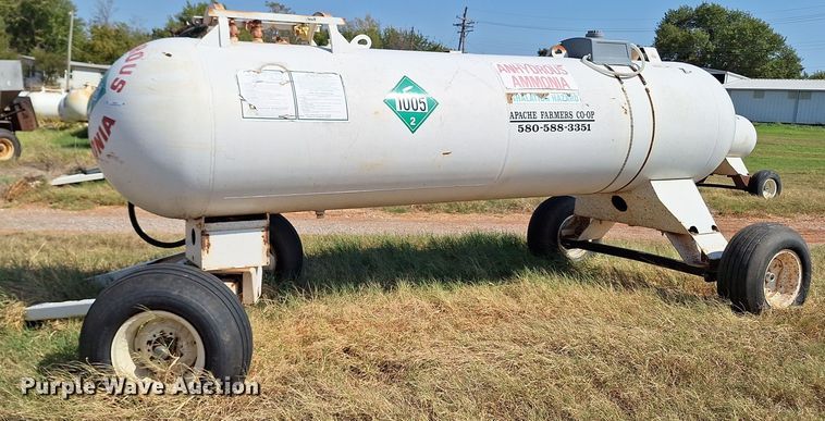 image for item EQ2314 NH3 tank trailer