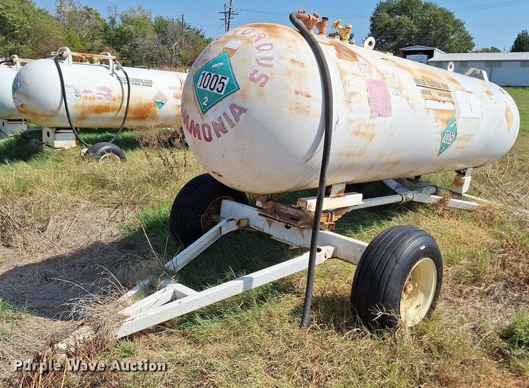 image for item EQ2315 NH3 tank trailer