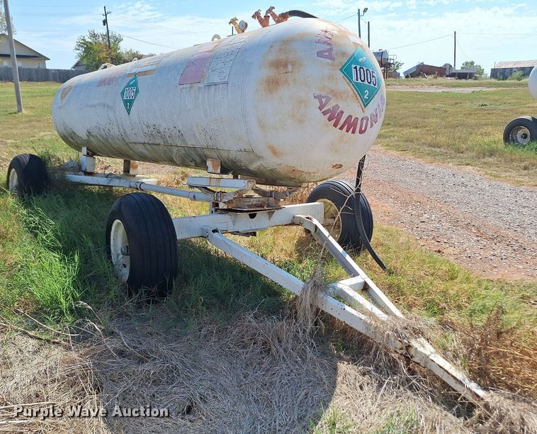 image for item EQ2315 NH3 tank trailer