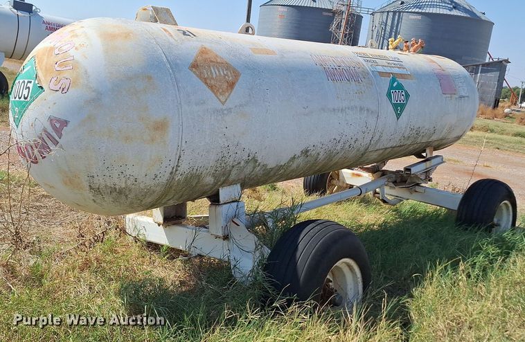 image for item EQ2315 NH3 tank trailer