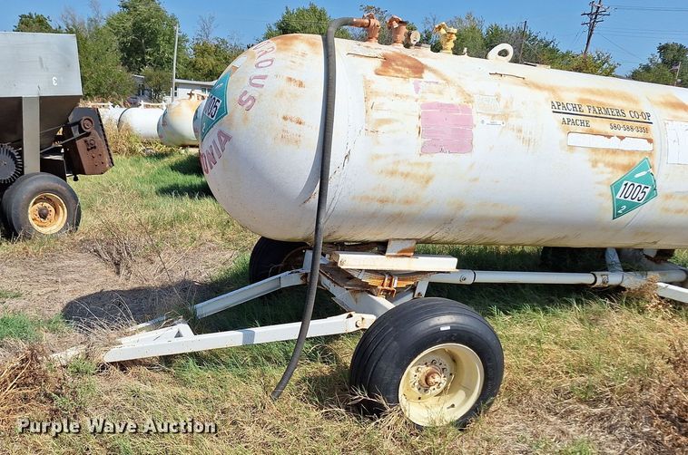 image for item EQ2315 NH3 tank trailer