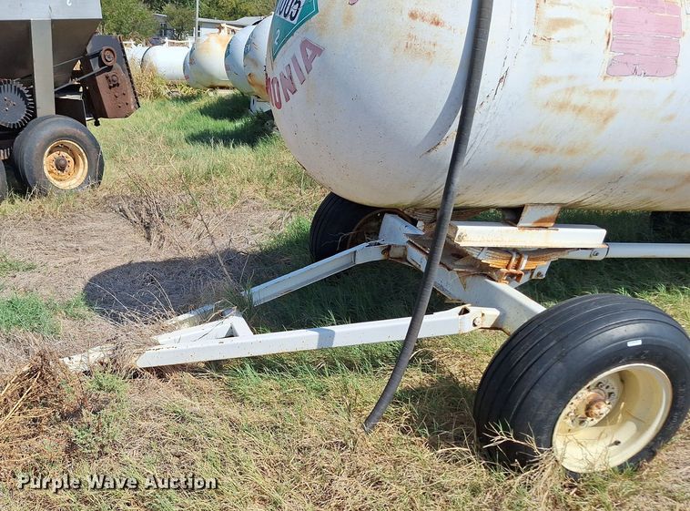 image for item EQ2315 NH3 tank trailer