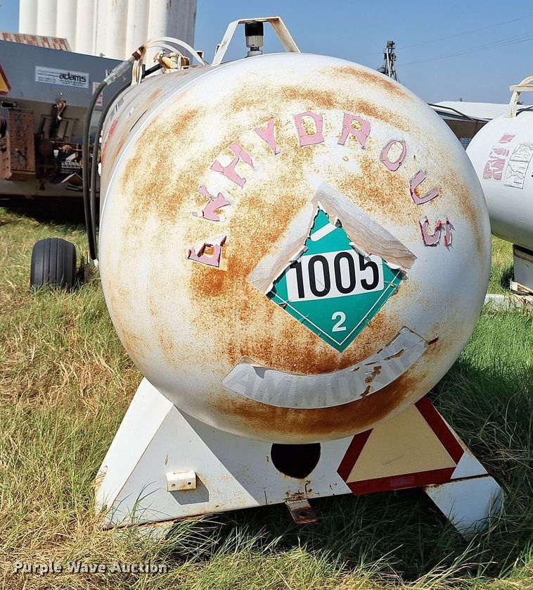 image for item EQ2316 NH3 tank trailer