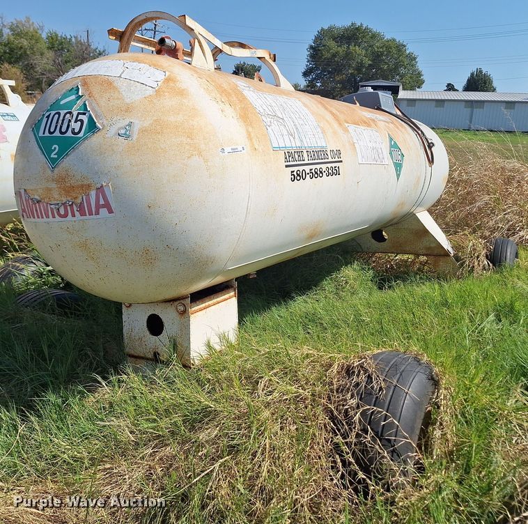 image for item EQ2318 NH3 tank trailer
