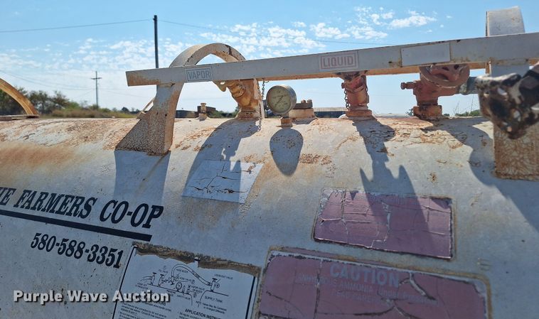 image for item EQ2319 NH3 tank trailer