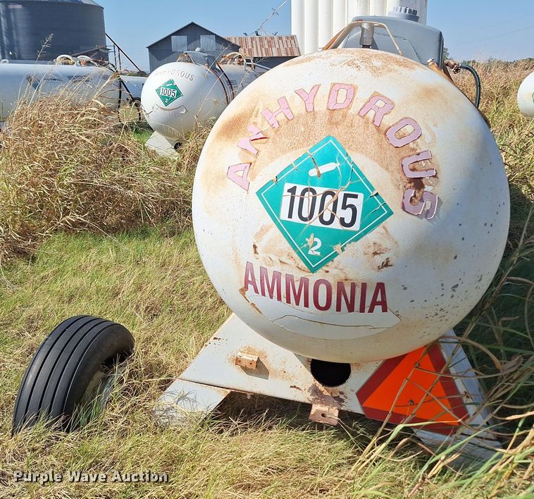 image for item EQ2319 NH3 tank trailer