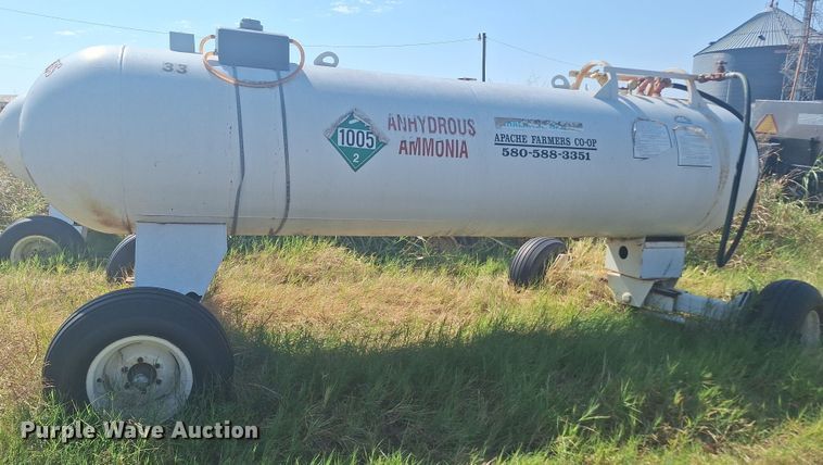 image for item EQ2321 NH3 tank trailer