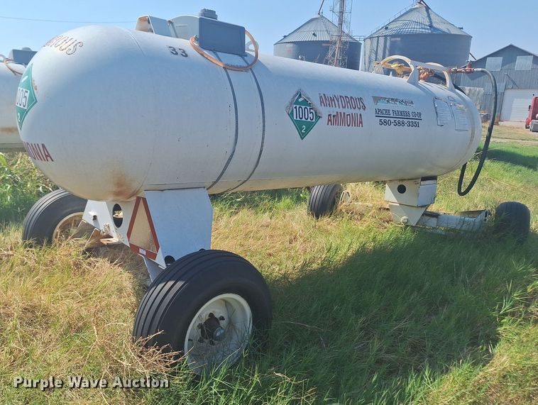 image for item EQ2321 NH3 tank trailer