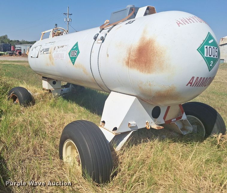 image for item EQ2321 NH3 tank trailer