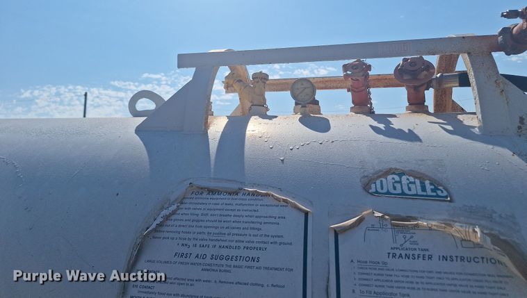 image for item EQ2321 NH3 tank trailer