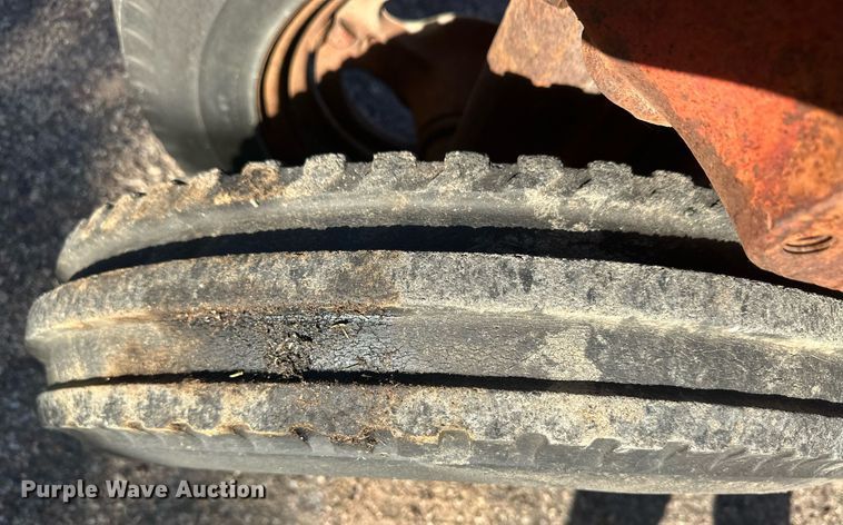 image for item ER8027 1952 International Harvester Farmall H tractor