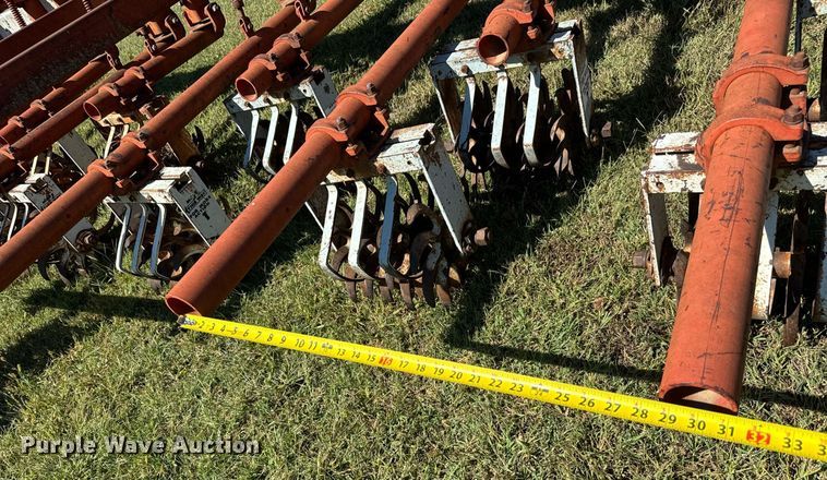 image for item MV9213 Lilliston-Lehman row crop rolling picker/treader