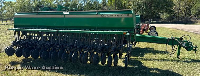 image for item MV9214 1998 Great Plains Solid Stand 30 grain drill