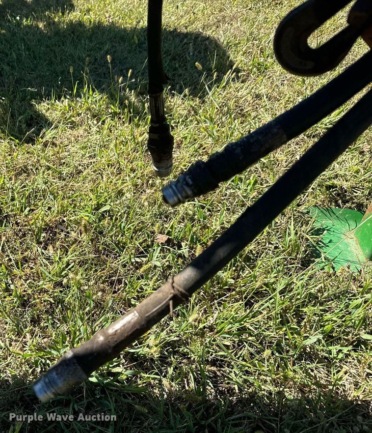 image for item MV9214 1998 Great Plains Solid Stand 30 grain drill