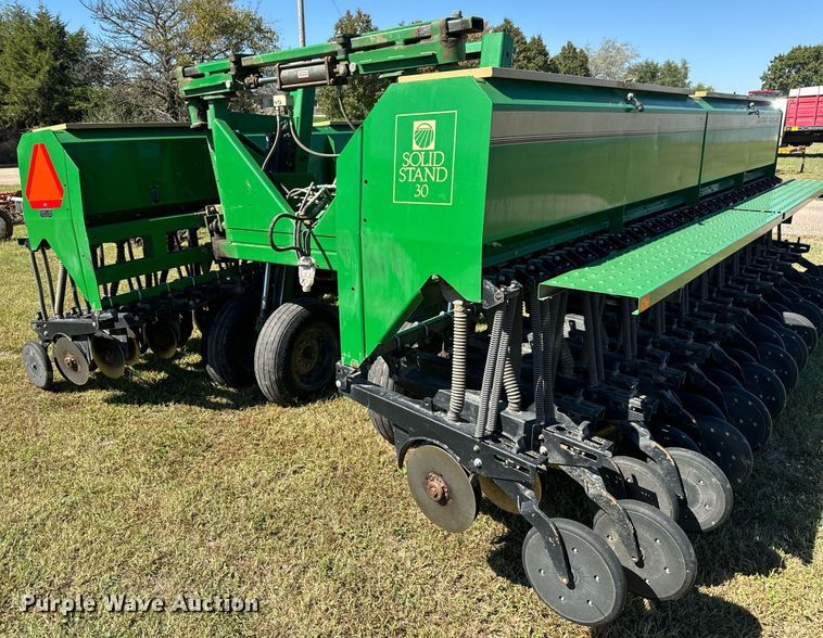 image for item MV9214 1998 Great Plains Solid Stand 30 grain drill