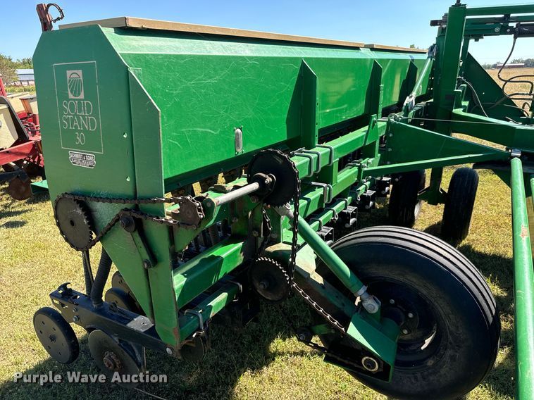 image for item MV9214 1998 Great Plains Solid Stand 30 grain drill