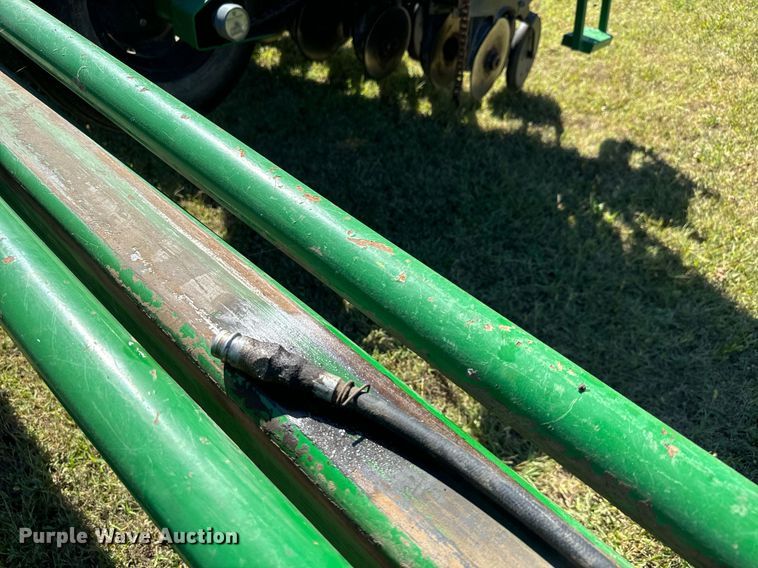 image for item MV9214 1998 Great Plains Solid Stand 30 grain drill