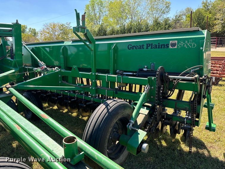 image for item MV9214 1998 Great Plains Solid Stand 30 grain drill