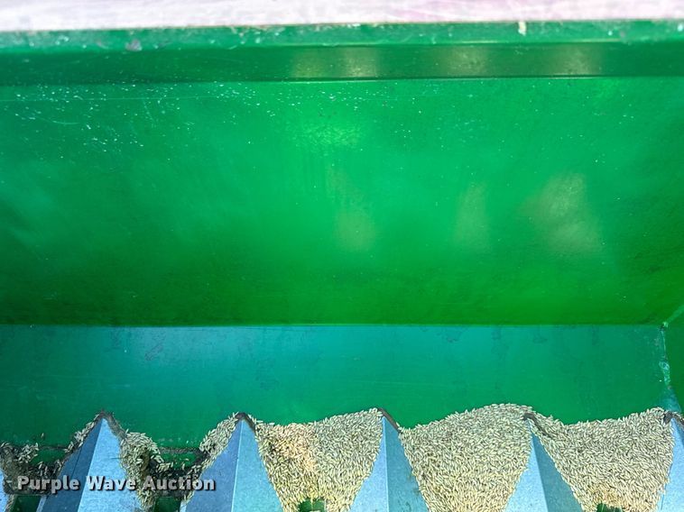 image for item MV9214 1998 Great Plains Solid Stand 30 grain drill