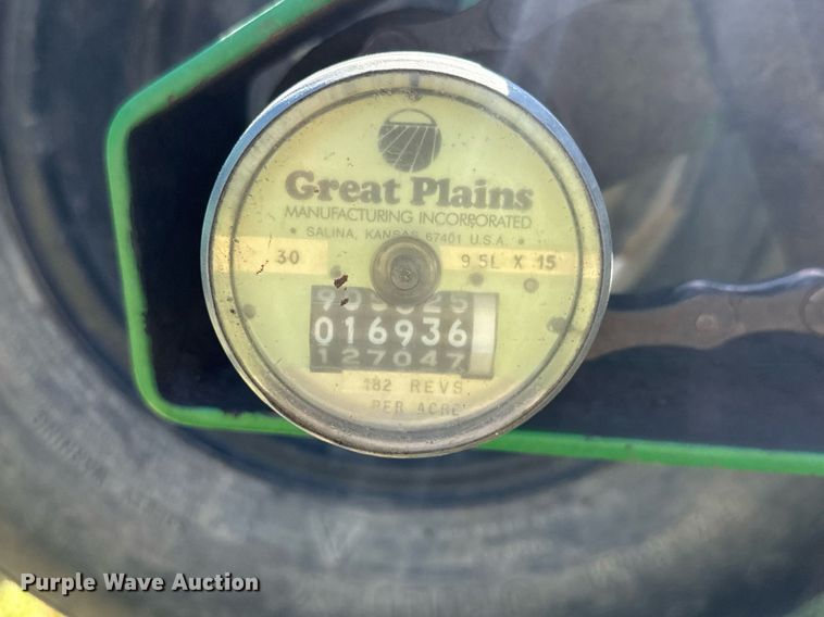 image for item MV9214 1998 Great Plains Solid Stand 30 grain drill