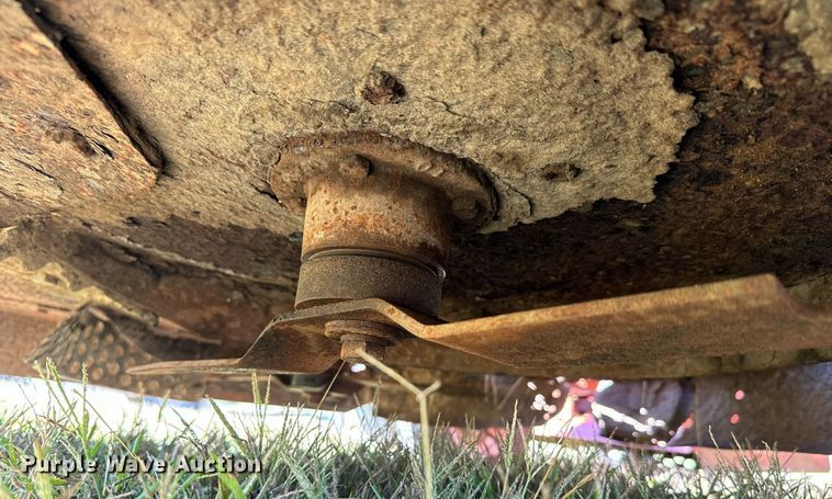 image for item MV9220 Rhino TX115 batwing finish mower