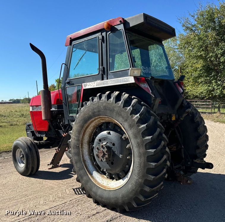 image for item MV9222 1985 Case International 2294 tractor