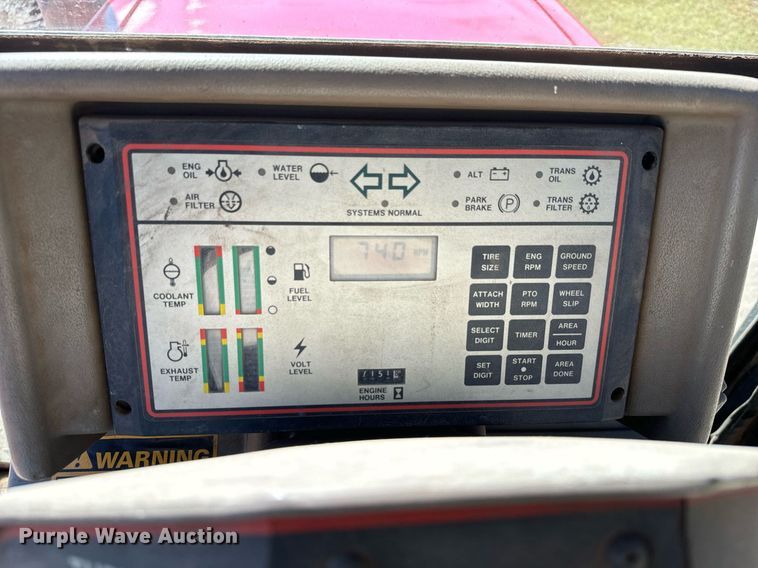 image for item MV9222 1985 Case International 2294 tractor