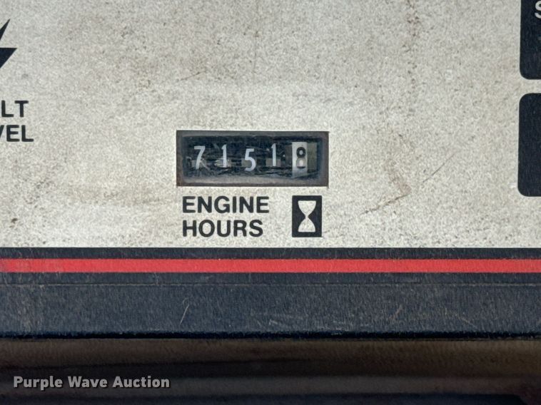 image for item MV9222 1985 Case International 2294 tractor