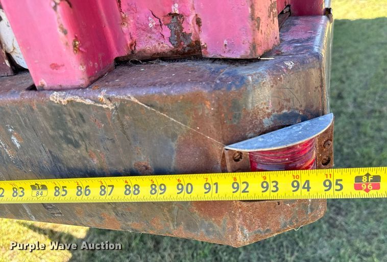 image for item MV9225 1974 GMC 6000 grain truck