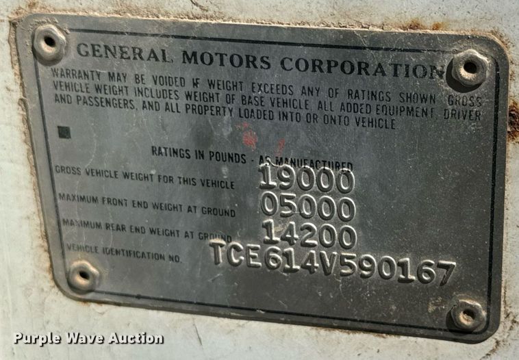 image for item MV9225 1974 GMC 6000 grain truck