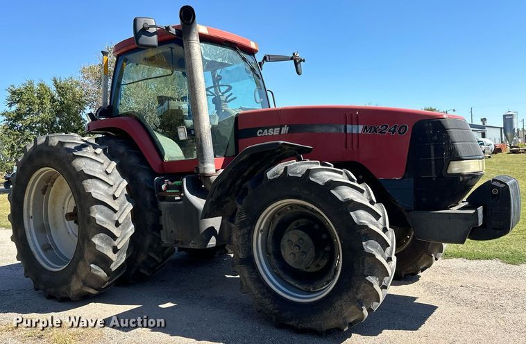 image for item MV9226 2001 Case IH Magnum MX240 MFWD tractor