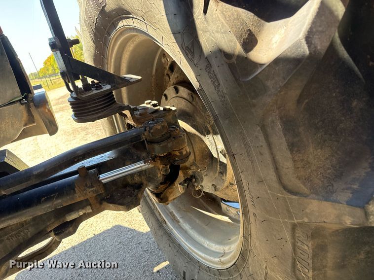 image for item MV9226 2001 Case IH Magnum MX240 MFWD tractor